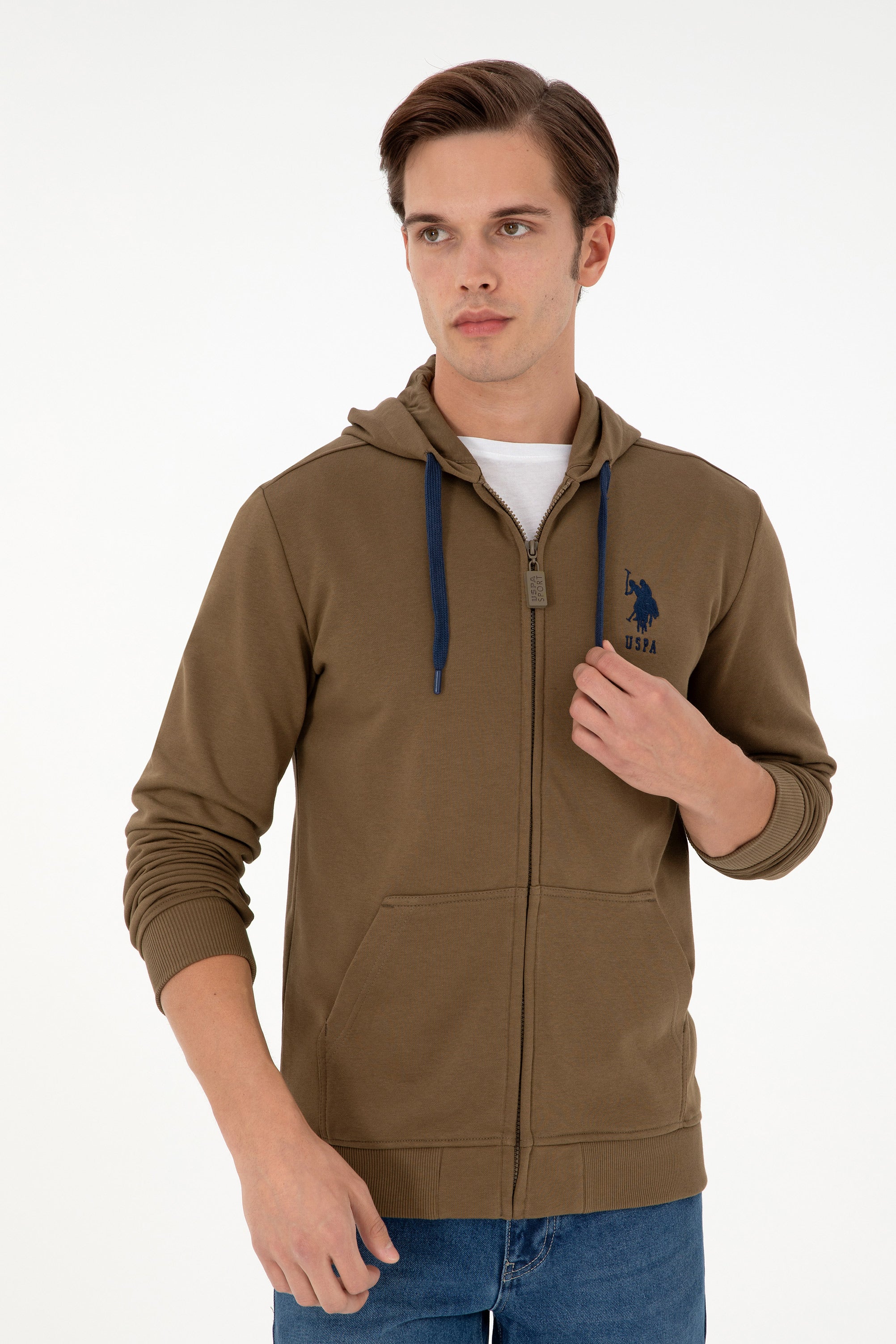 хаки-суитчър-8-1926835-1