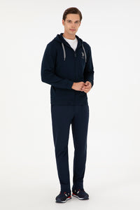 тъмно-син-суитчър-8-1926835-1