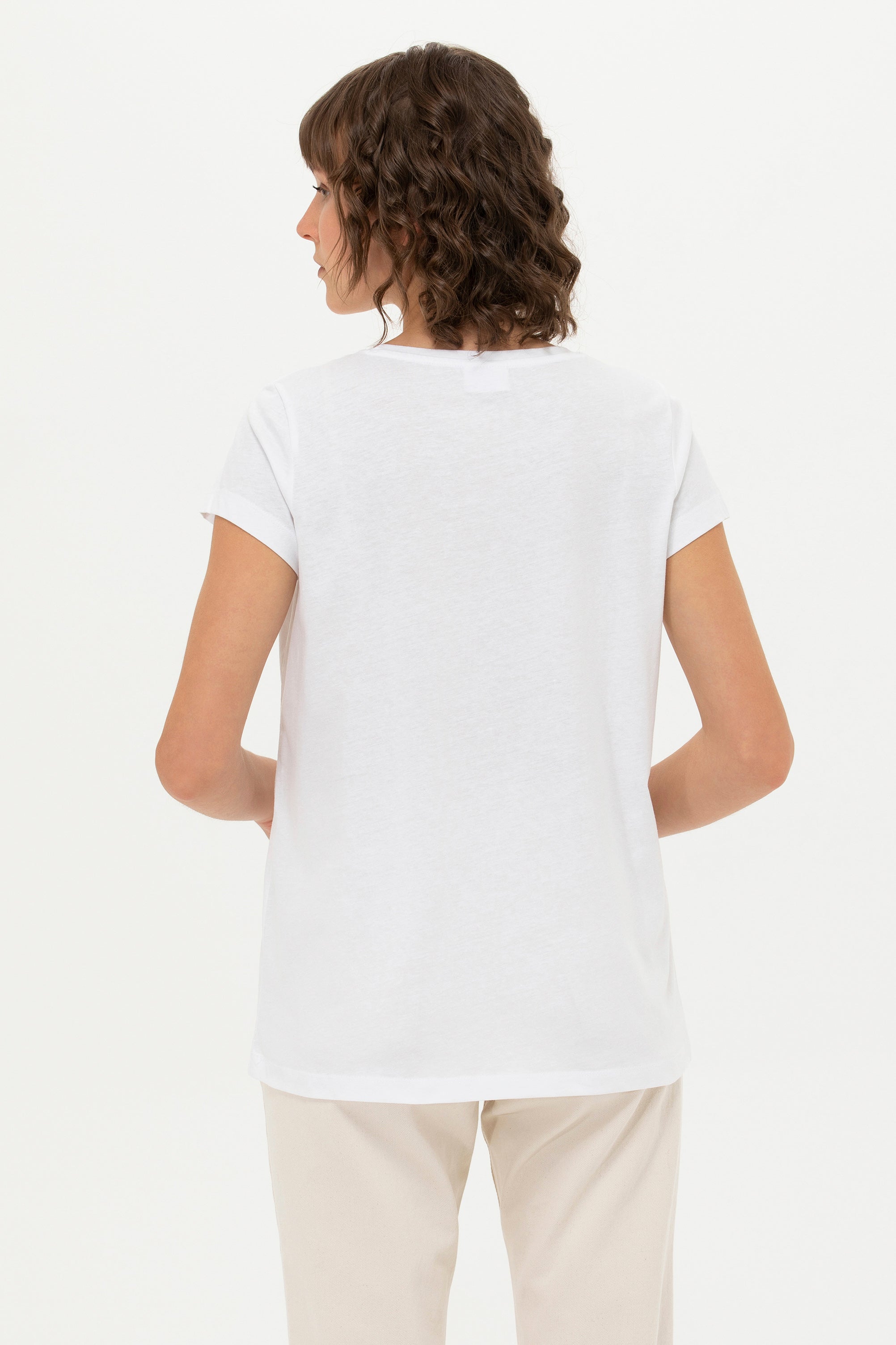 бял-тениска-бейсик-8-1567304-2