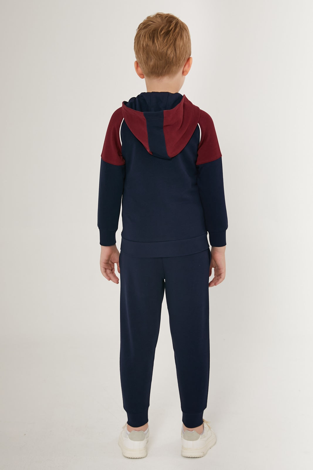 тъмносин-спортен-екип-8-us1538-3