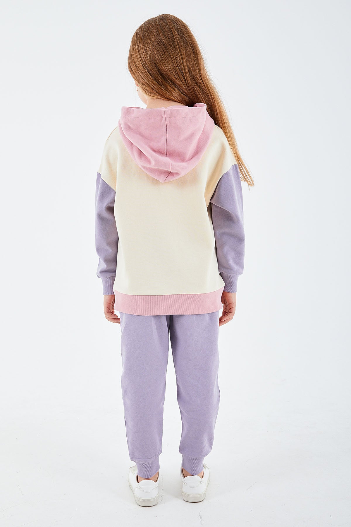 слонова-кост-спортен-екип-8-us1220-4