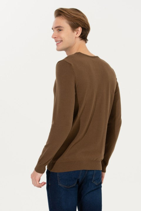 кокосов-орех-пуловер-бейсик-8-1428984-1