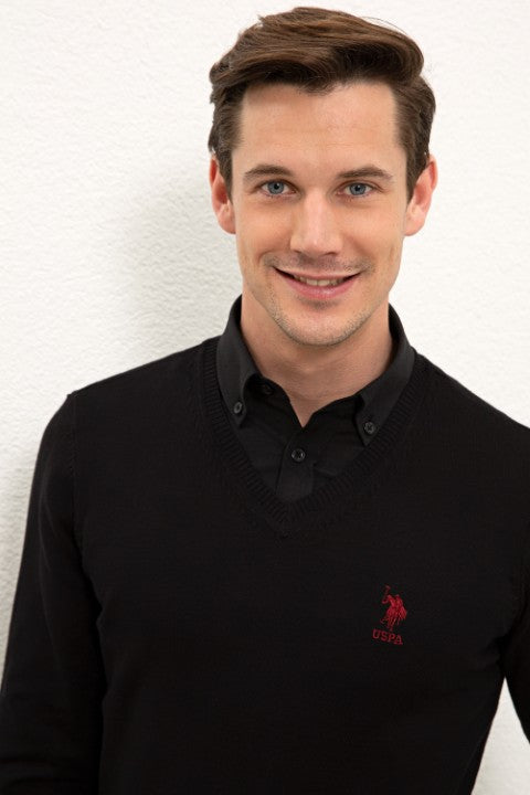 черен-пуловер-бейсик-8-833595-1