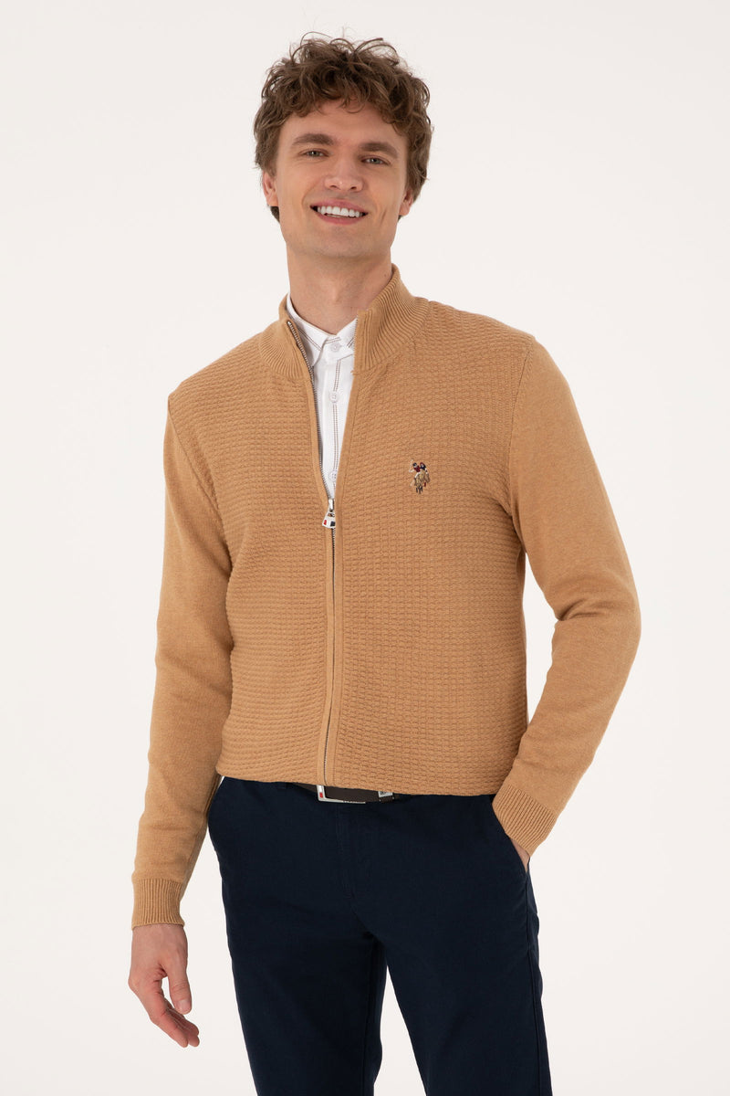 камел-меланж-жилетка-бейсик-8-1920466-1