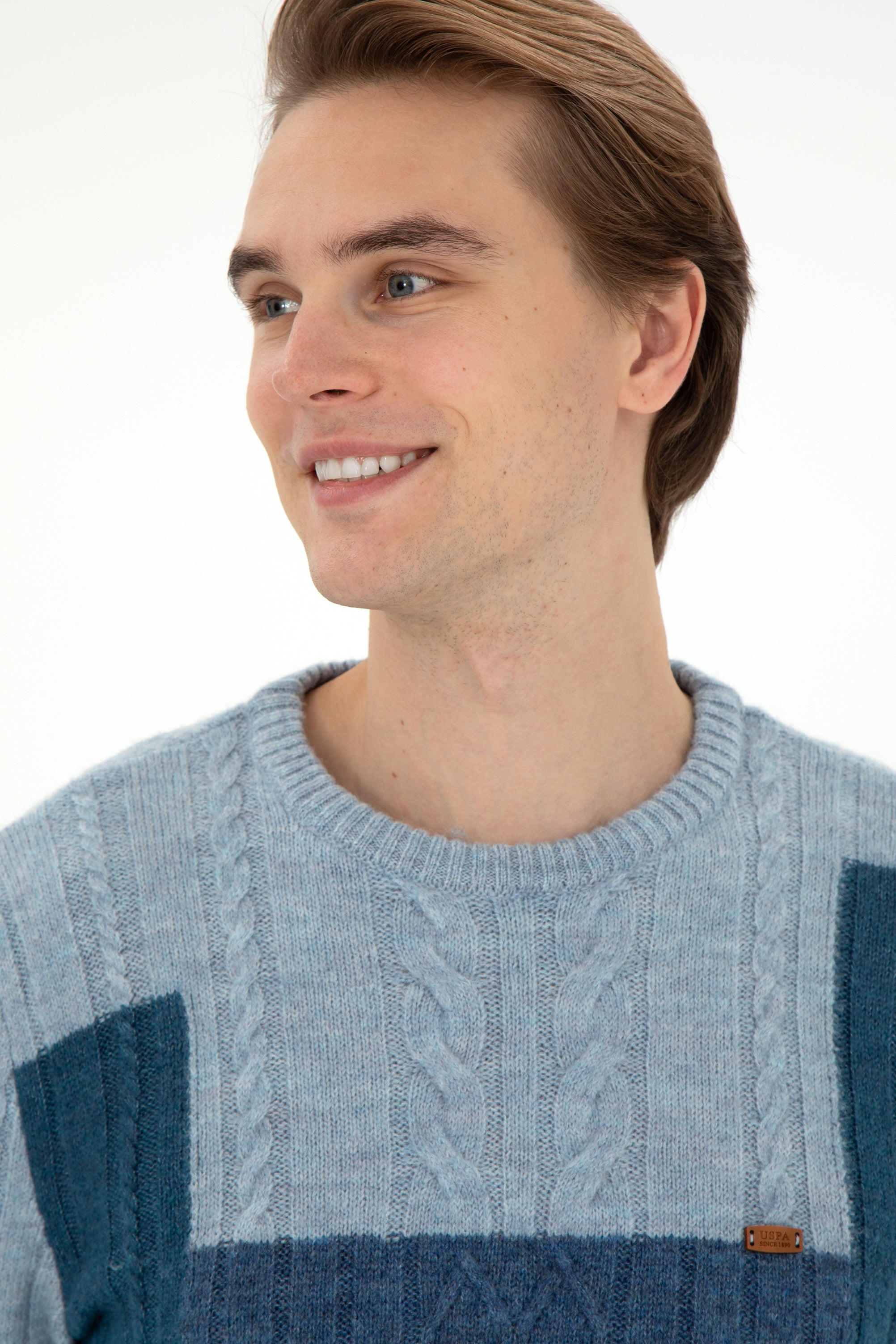 светло-син-пуловер-8-1957127-1