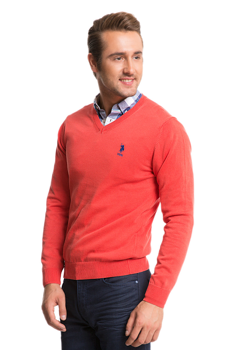 червен-пуловер-8-68984-1