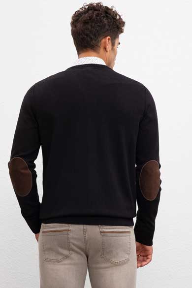 черен-пуловер-бейсик-8-842101-1
