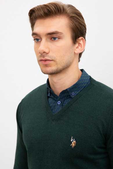 тъмно-зелен-пуловер-бейсик-8-842101-1